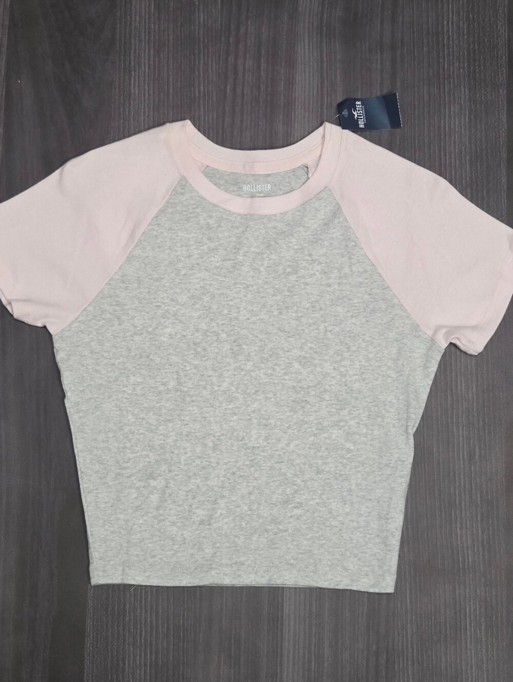 Hollister Womens Small Crop Top Grey Pink Short Sleeve NWT